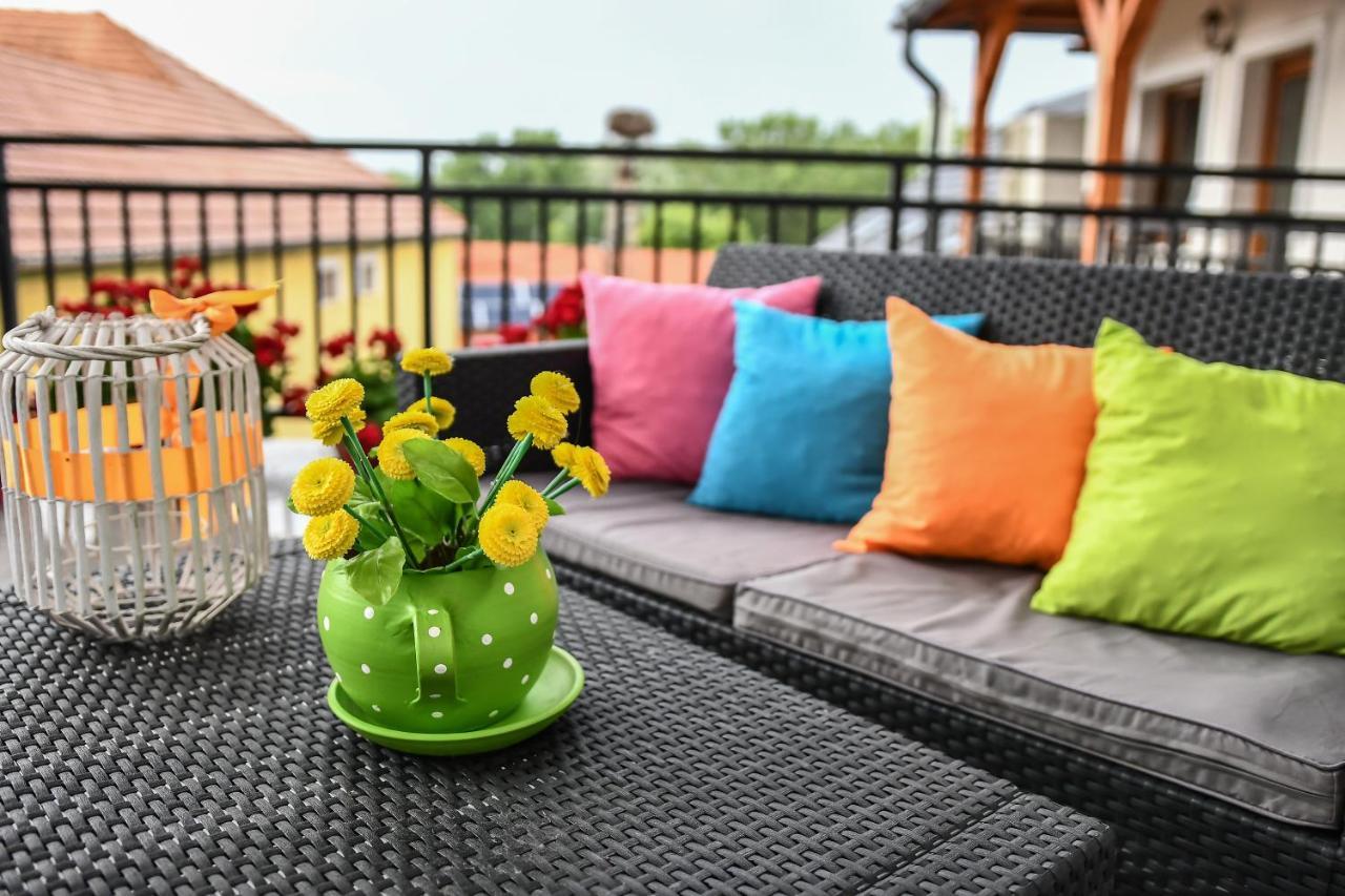 E-Vasko Panzio Borpince Bed & Breakfast Tokaj Exterior photo
